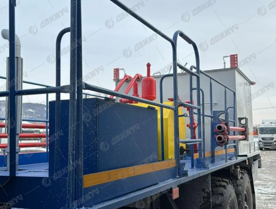 Цементировочный агрегат ЦА-320 на шасси Урал 4320-58 без ВПБ