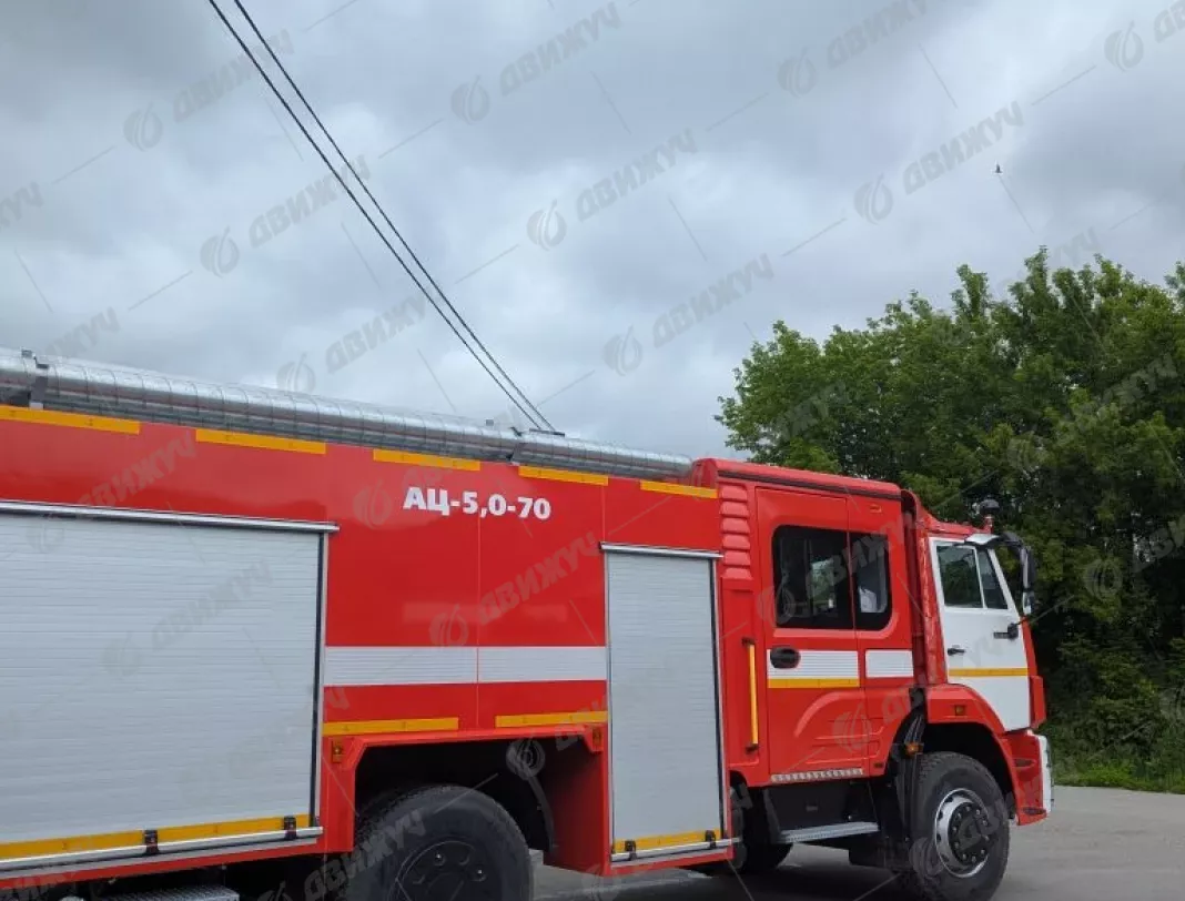 Автоцистерна пожарная АЦ-5,0-70 на шасси Камаз 53605