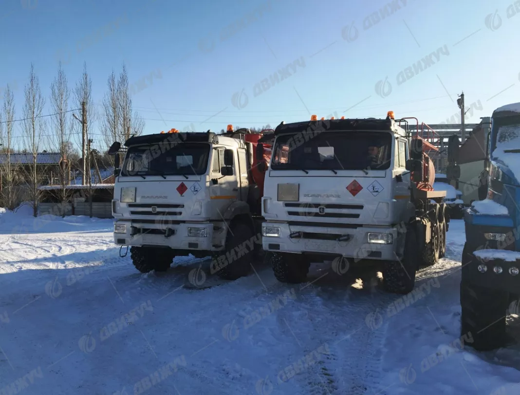 АКН-10 на шасси КАМАЗ 43118-50 (насос КО 510)