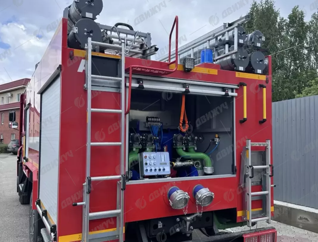 Автоцистерна пожарная АЦ-5,0-70 на шасси Камаз 53605