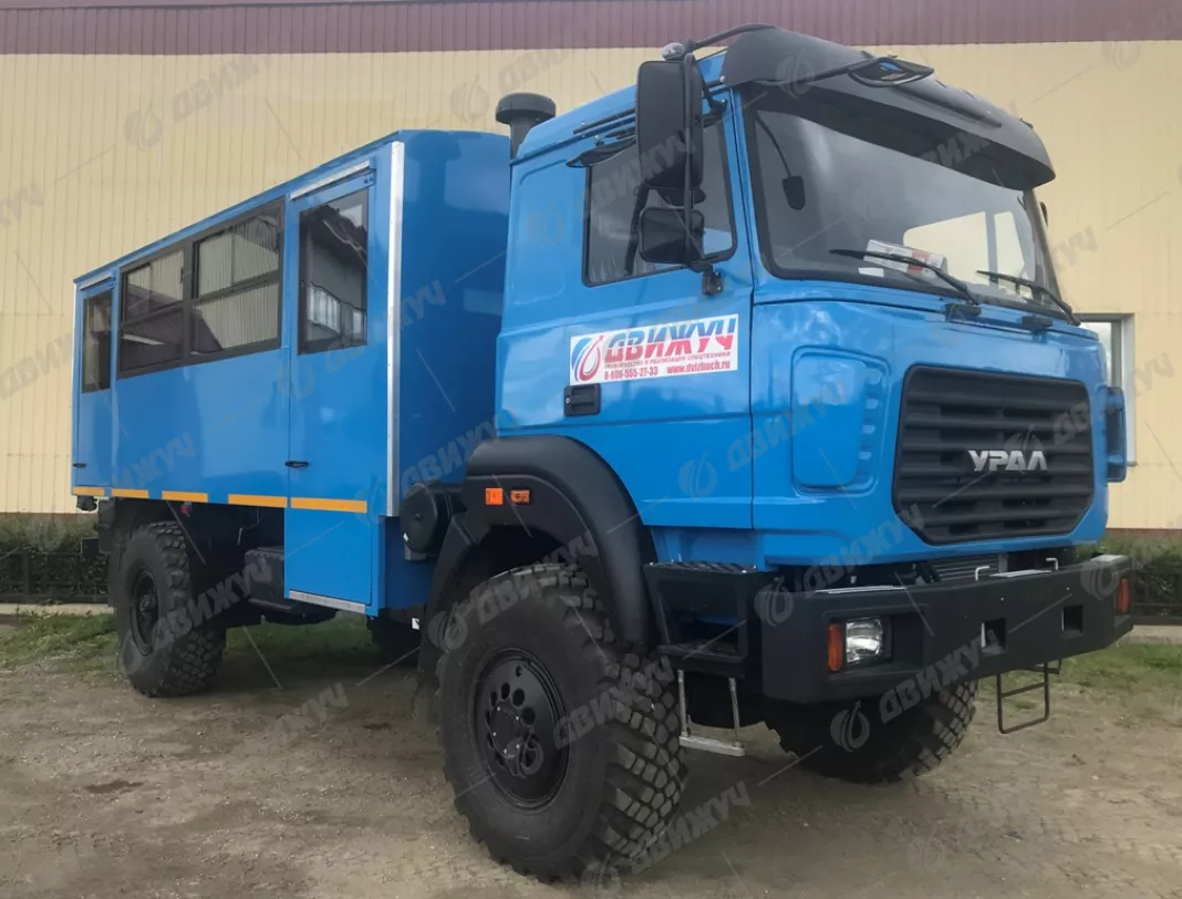 Вахтовый автобус Урал 32552-3013-79Е5 