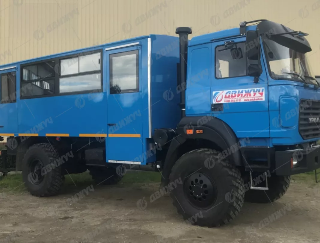 Вахтовый автобус Урал 32552-3013-79Е5 