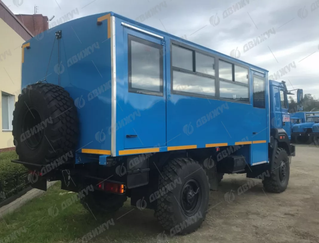 Вахтовый автобус Урал 32552-3013-79Е5 