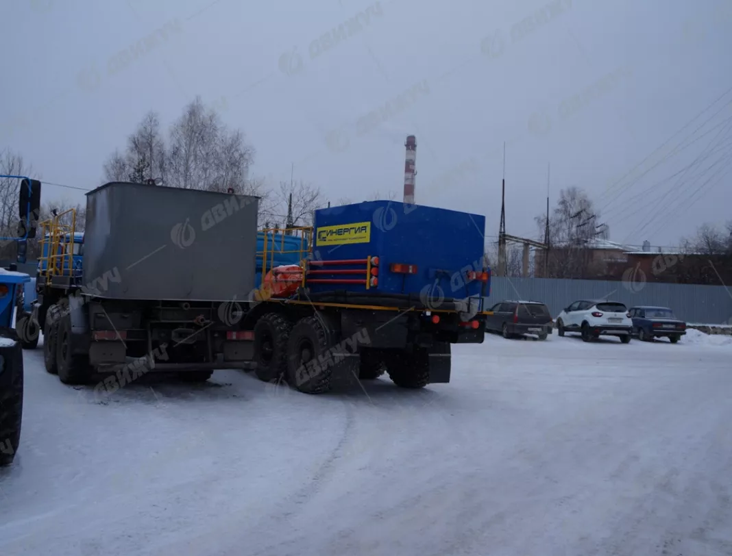 Цементировочный агрегат СИН35 на шасси Урал Next 4320-72 без ВПБ