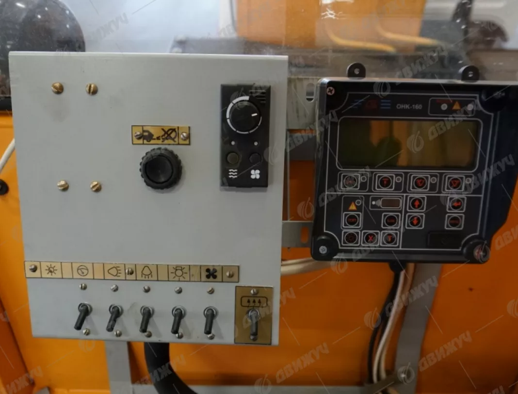 Автокран Ивановец КС-35714 на шасси УРАЛ-5557