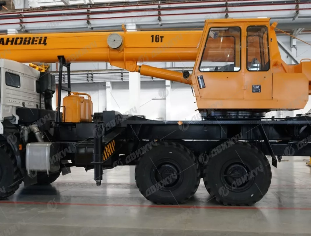 Автокран Ивановец 35714К-2 на шасси КАМАЗ-43118