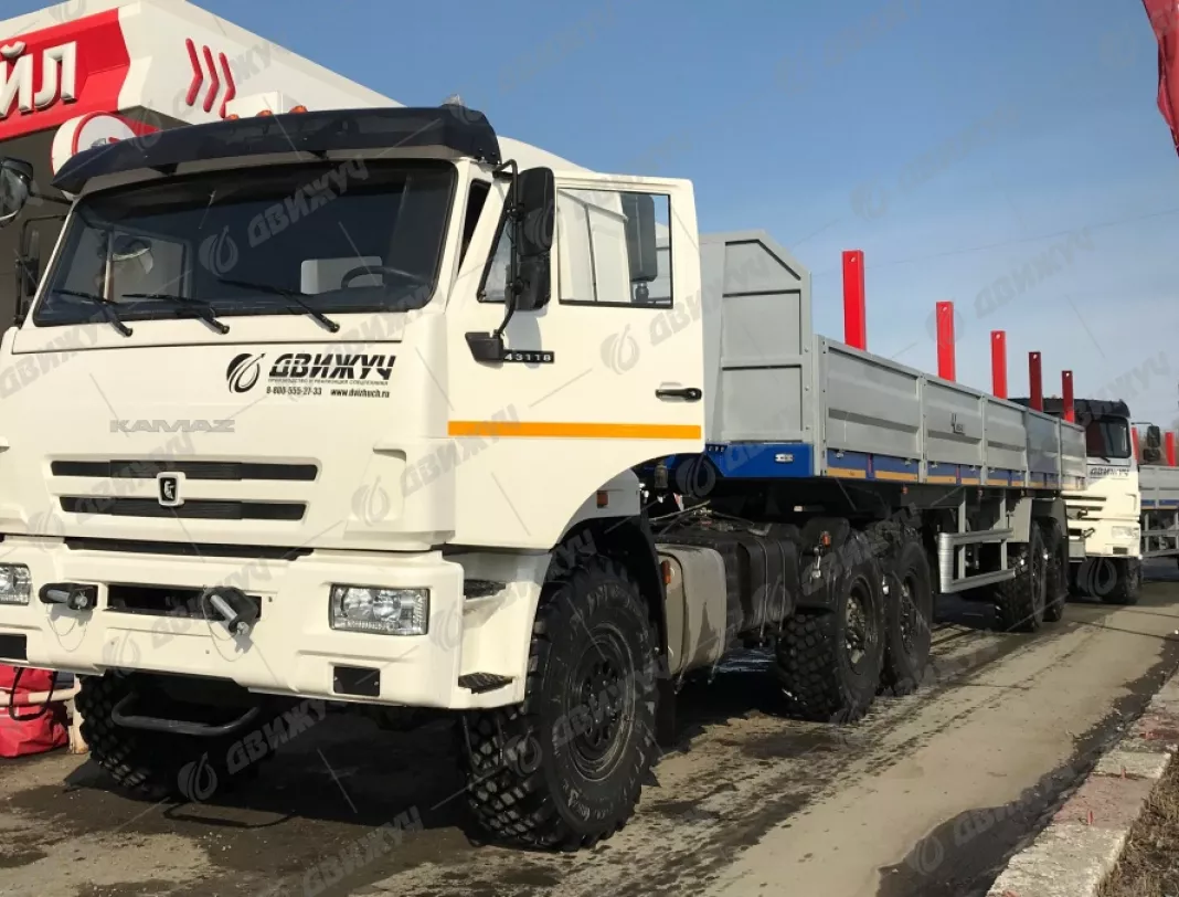 Седельный тягач КАМАЗ 43118
