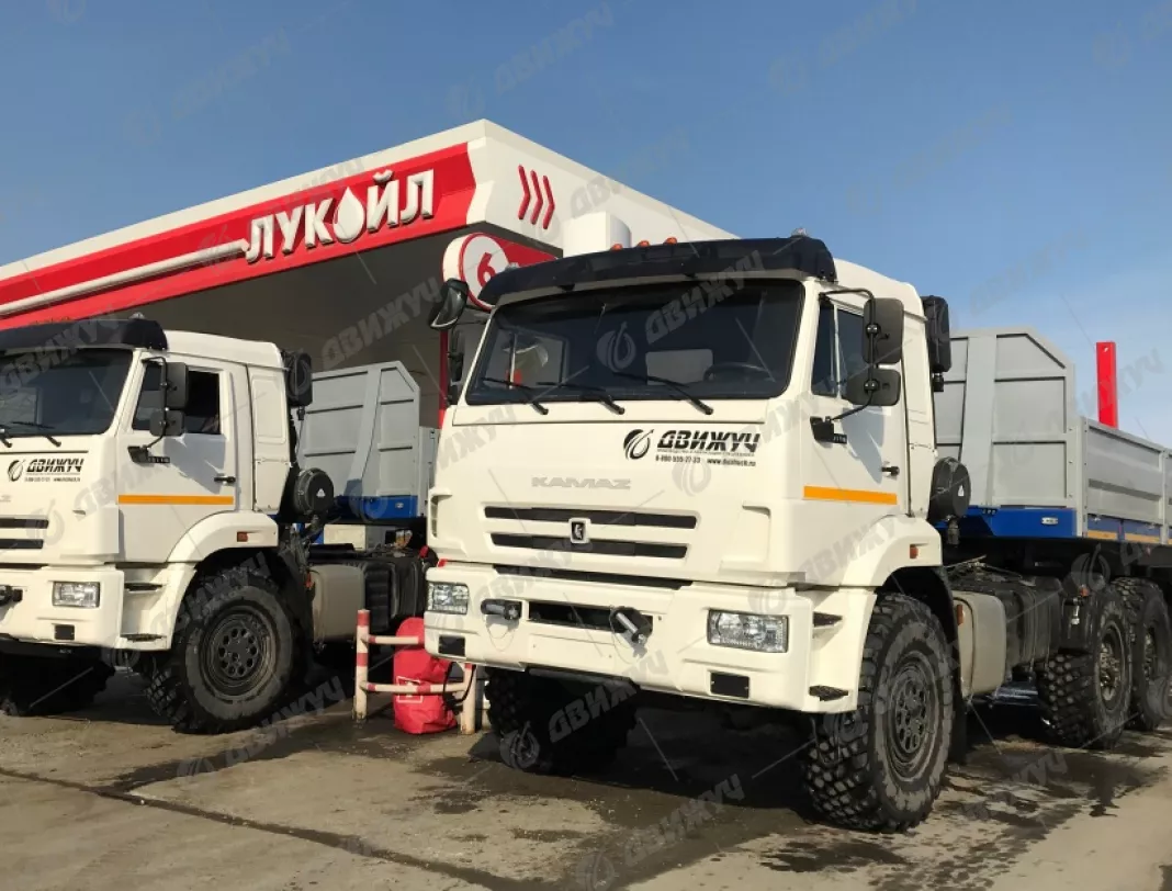 Седельный тягач КАМАЗ 43118