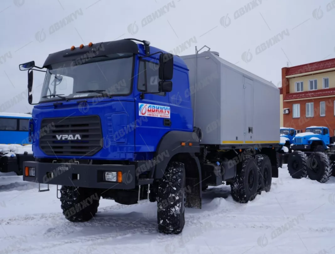 ППУА-1600/100 на шасси Урал 5557-4512-80Е5 (насос 1,1 ПТ)