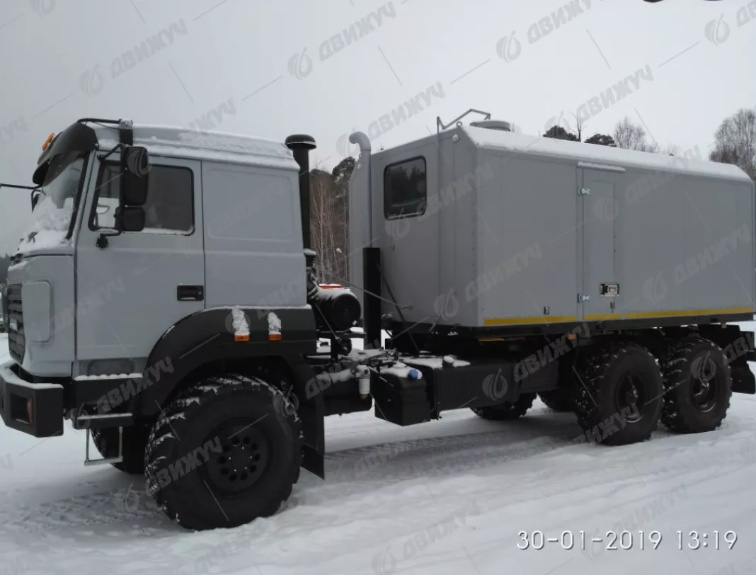 ППУА-1600/100 на шасси Урал 5557-4512-80Е5 (насос 1,1 ПТ)