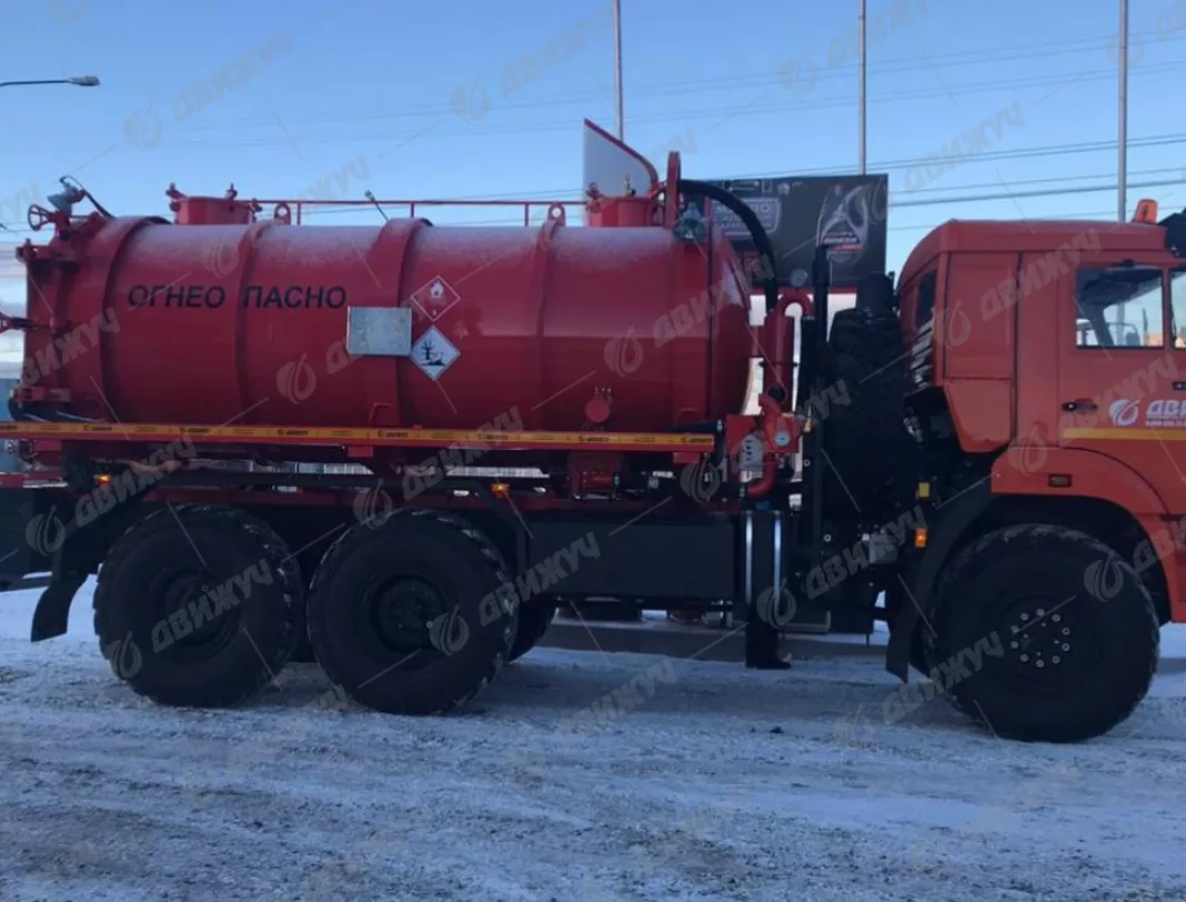 АКН-10 на шасси КАМАЗ 43118-50 (насос КО 505)