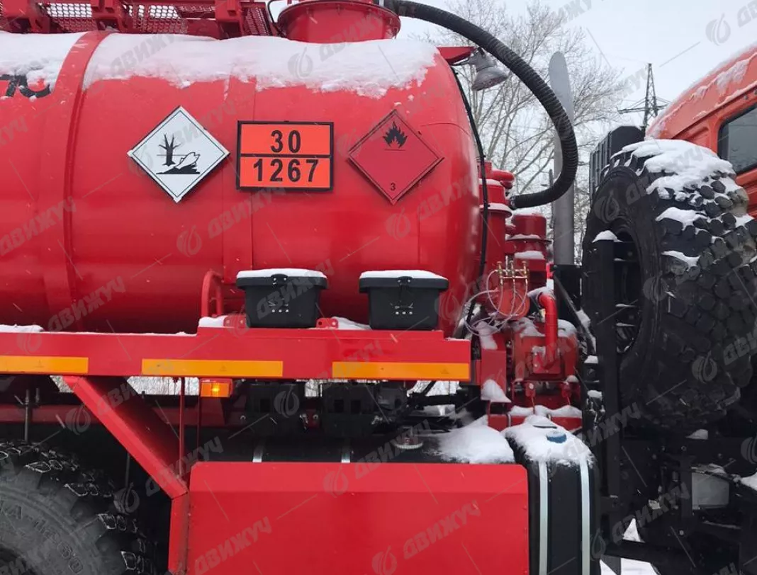 АКН-10 на шасси КАМАЗ 43118-50 (насос КО 505)