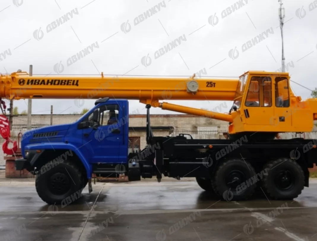 Автокран Ивановец КС-45717-2 на шасси УРАЛ-4320 NEXT