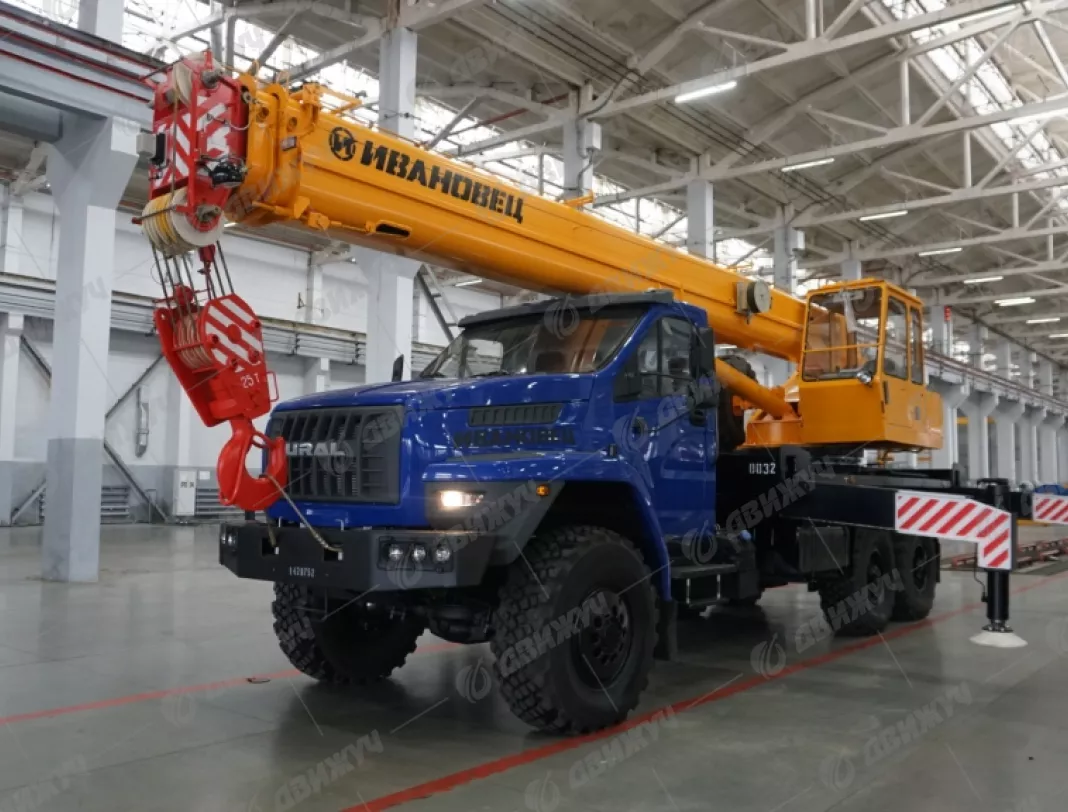 Автокран Ивановец КС-45717-2 на шасси УРАЛ-4320 NEXT