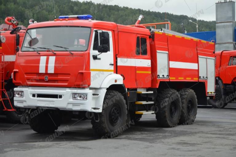 Автоцистерна пожарная АЦ-7,0-40 на шасси КАМАЗ-43118
