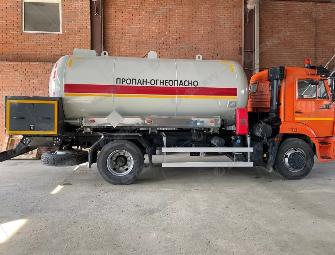 Газовоз АЦТ-10(12) на шасси КАМАЗ 43253