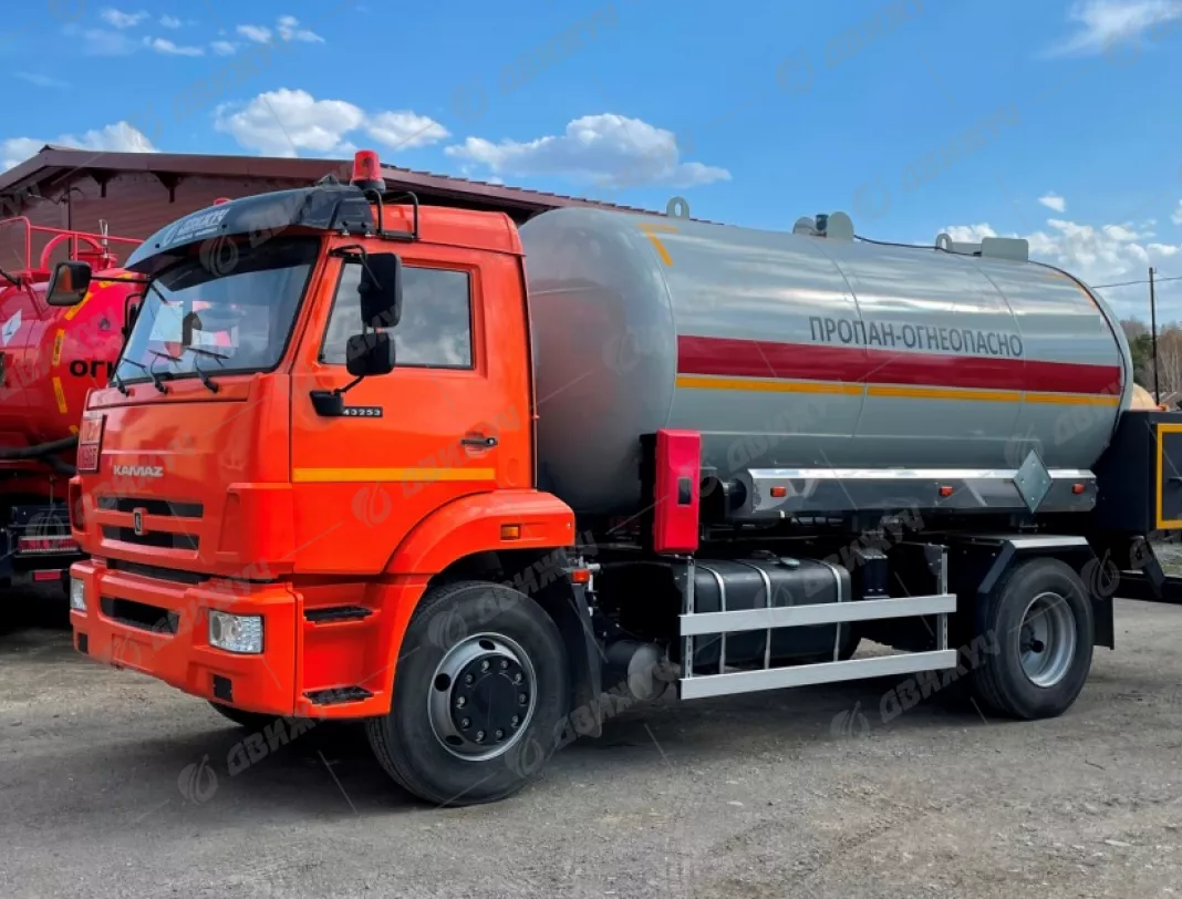 Газовоз АЦТ-10(12) на шасси КАМАЗ 43253