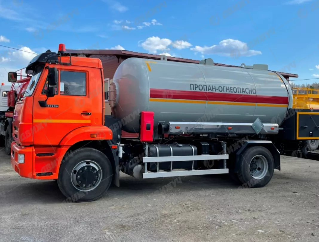 Газовоз АЦТ-10(12) на шасси КАМАЗ 43253