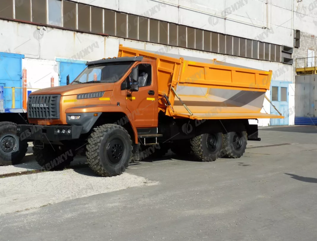 Самосвал-зерновоз Урал Next 5557