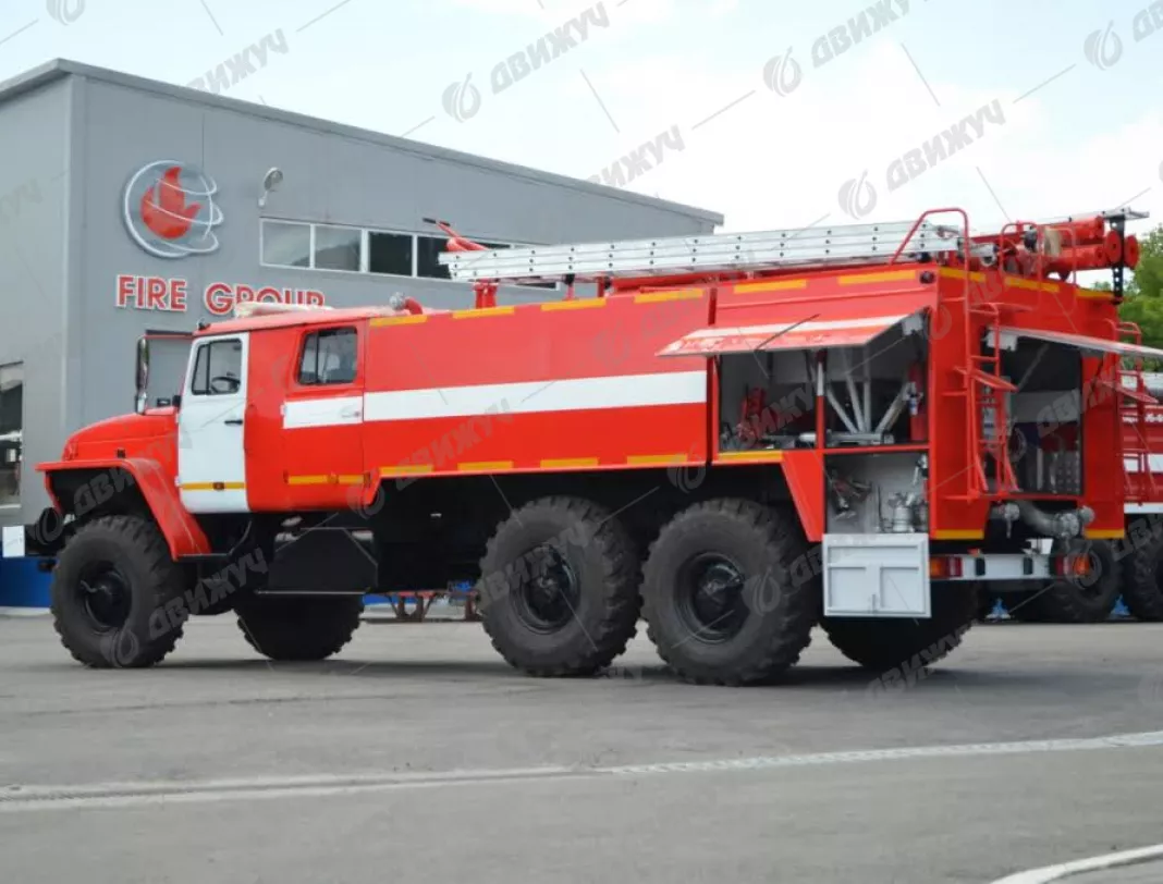 Автоцистерна пожарная АЦ-8,0-40 на шасси Урал-55571