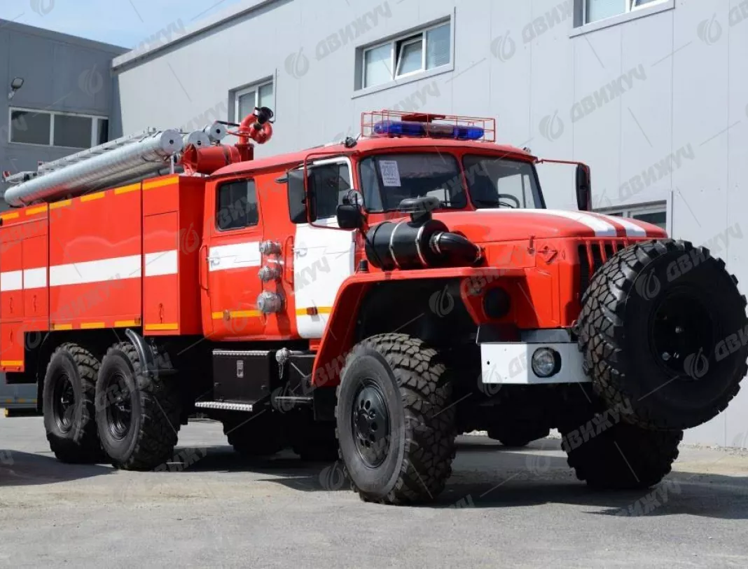 АЦ 6,0-70 на шасси Урал 4320