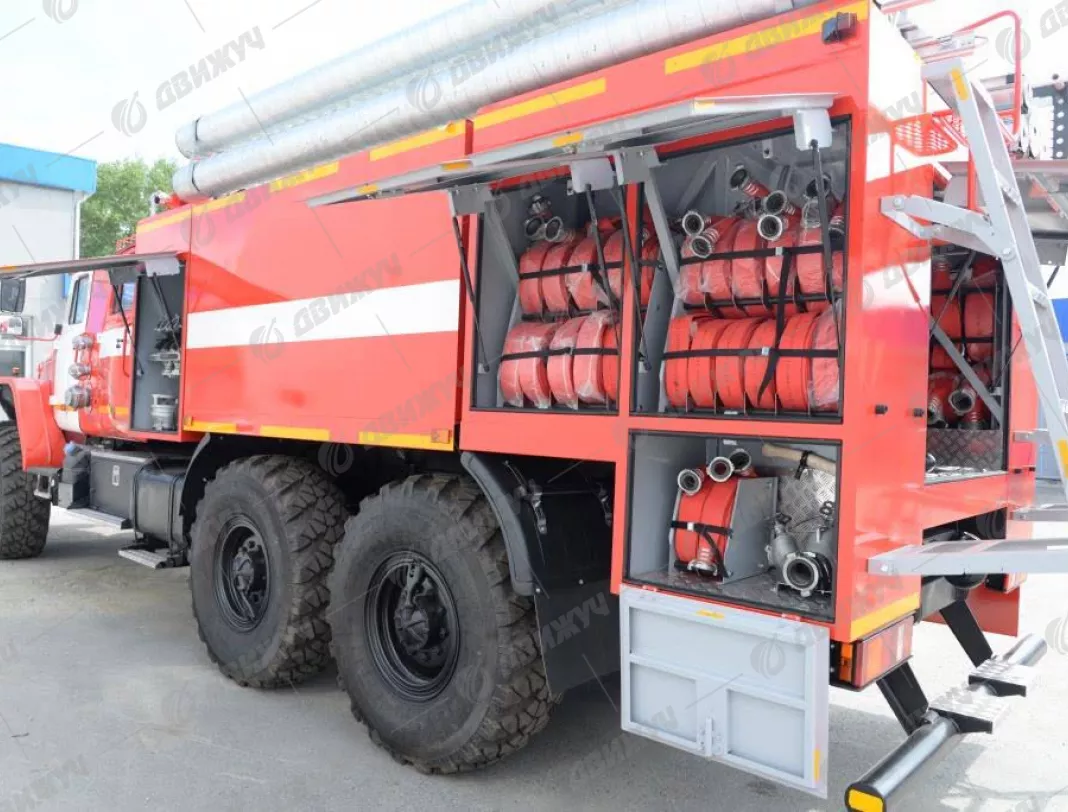АЦ 6,0-70 на шасси Урал 4320