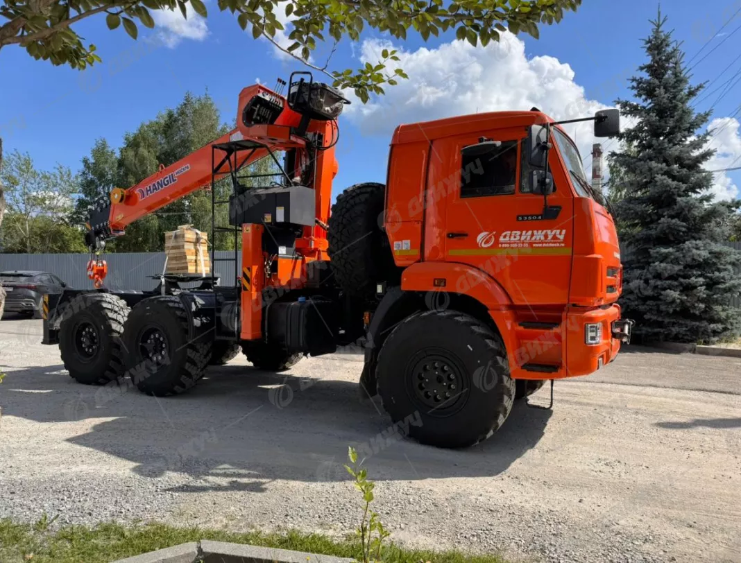 Седельный тягач Камаз 53504 с КМУ HANGIL (Хангил) HGC 986