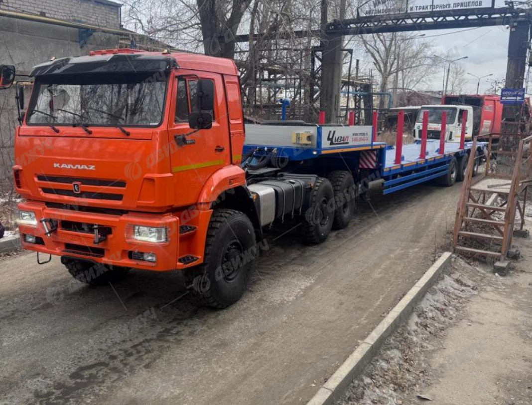 Полуприцеп – тяжеловоз  ЧМЗАП-99064-081-ККТГ среднерамный