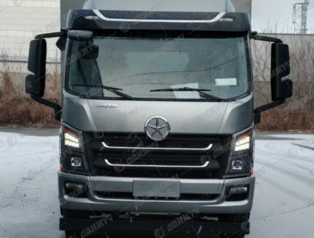 Шторно-бортовая платформа на шасси DAYUN X120 CGC1120D
