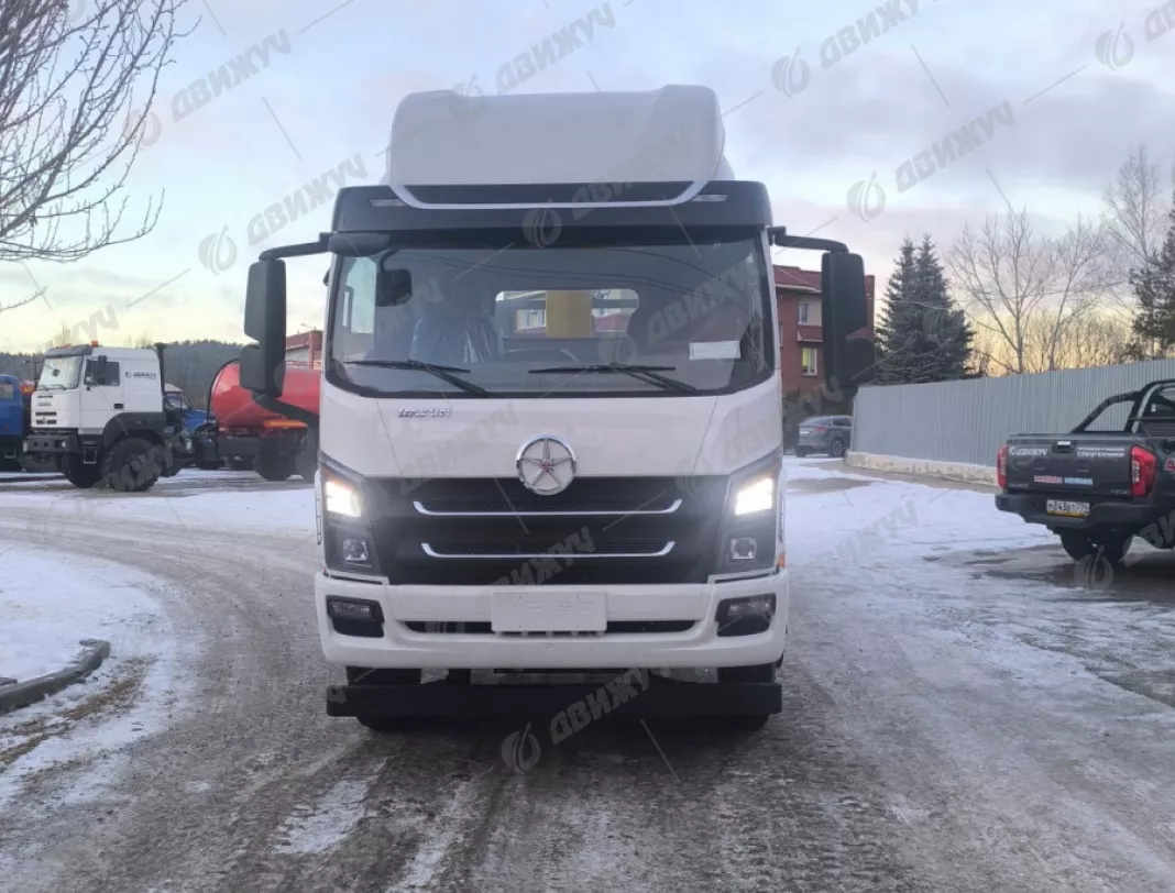 Бортовой автомобиль DAYUN X120 c КМУ XCMG SQS125