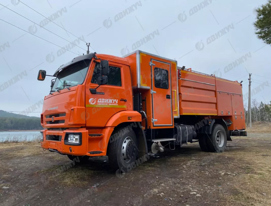 Автоцистерна специализированная АЦ 5,0-40 на шасси КАМАЗ 43253 (насос НЦПН-40/100)