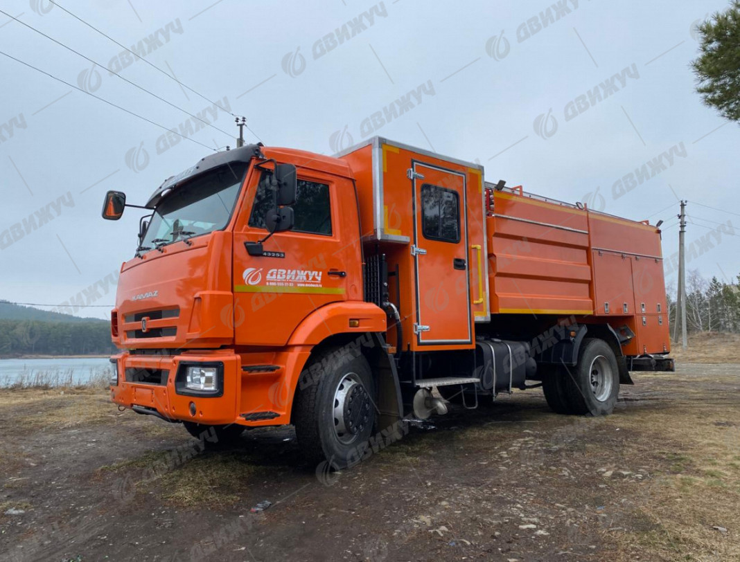 Автоцистерна специализированная АЦ 5,0-40 на шасси КАМАЗ 43253 (насос НЦПН-40/100)