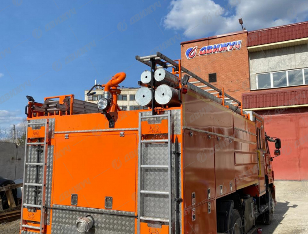 Автоцистерна специализированная АЦ 5,0-40 на шасси КАМАЗ 43253 (насос НЦПН-40/100)