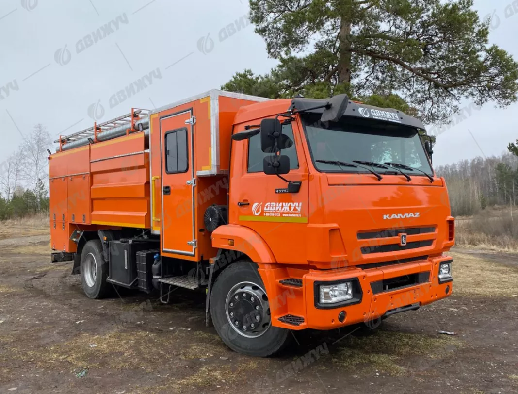 Автоцистерна специализированная АЦ 5,0-40 на шасси КАМАЗ 43253 (насос НЦПН-40/100)