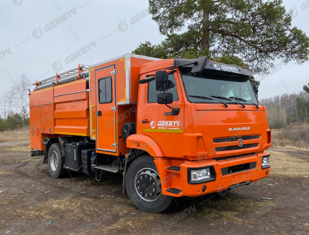 Автоцистерна специализированная АЦ 5,0-40 на шасси КАМАЗ 43253 (насос НЦПН-40/100)
