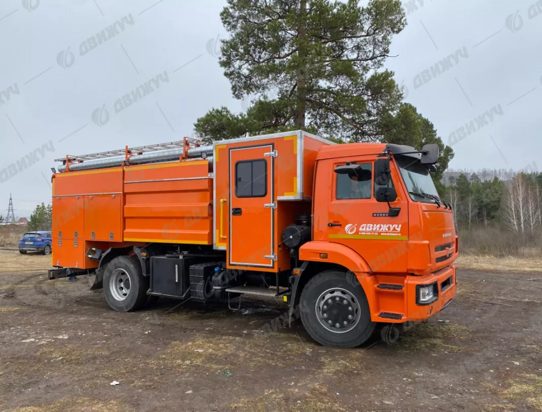Автоцистерна специализированная АЦ 5,0-40 на шасси КАМАЗ 43253 (насос НЦПН-40/100)