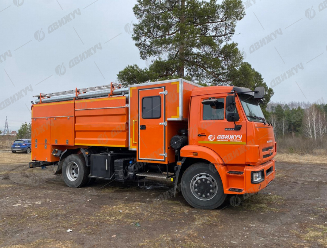 Автоцистерна специализированная АЦ 5,0-40 на шасси КАМАЗ 43253 (насос НЦПН-40/100)