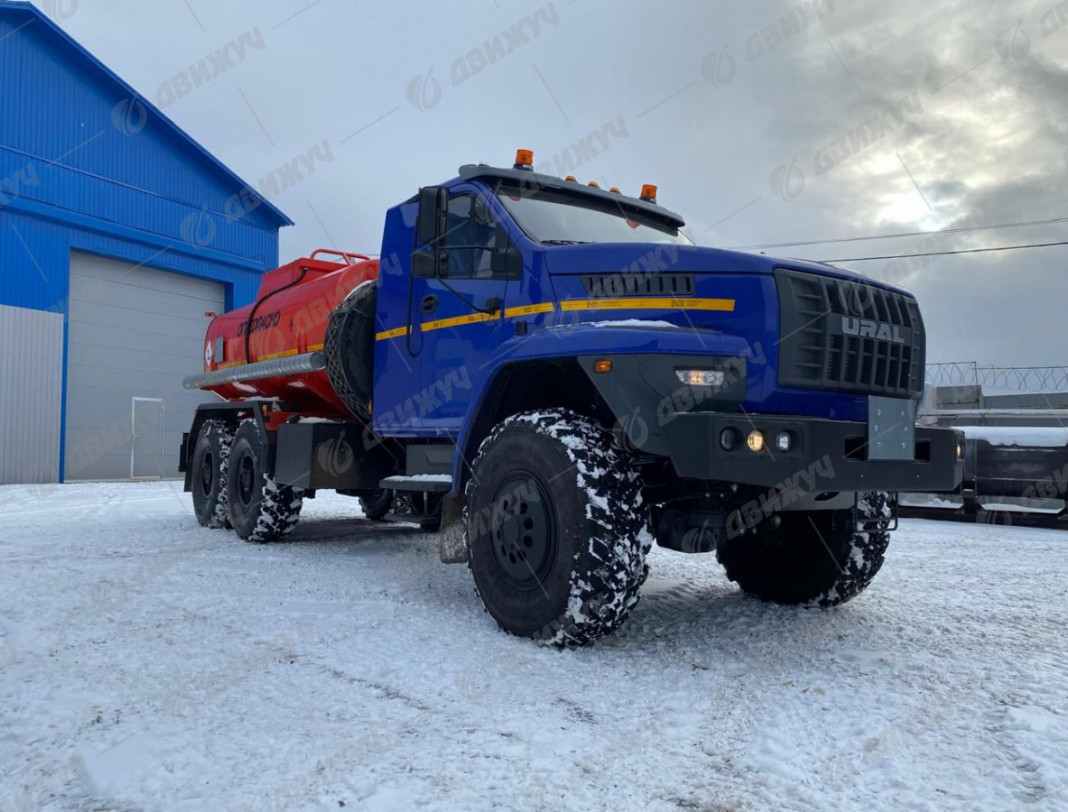 Автотопливозаправщик АТЗ-10 на шасси Урал Next 4320