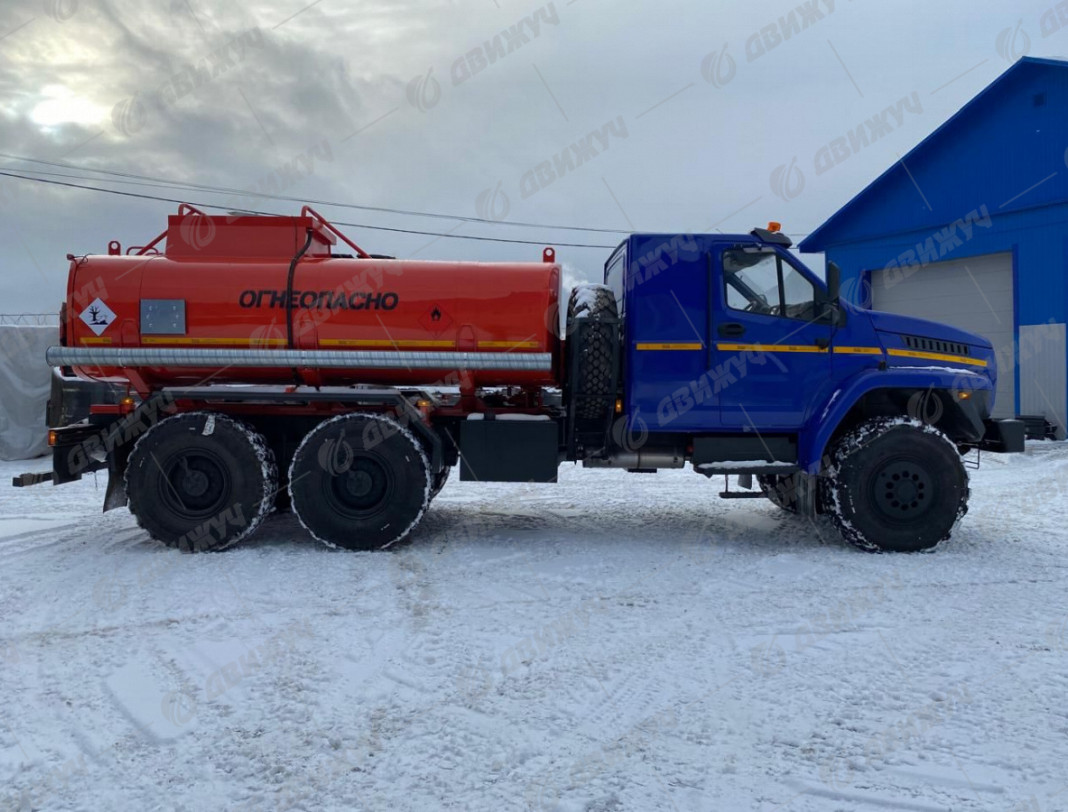 Автотопливозаправщик АТЗ-10 на шасси Урал Next 4320