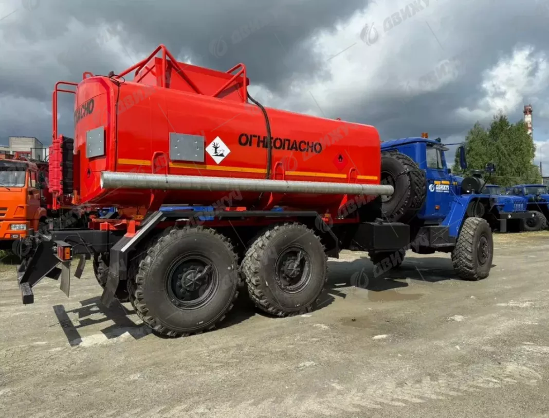 Автотопливозаправщик АТЗ-12 на шасси Урал Next 4320-1912-60Е5