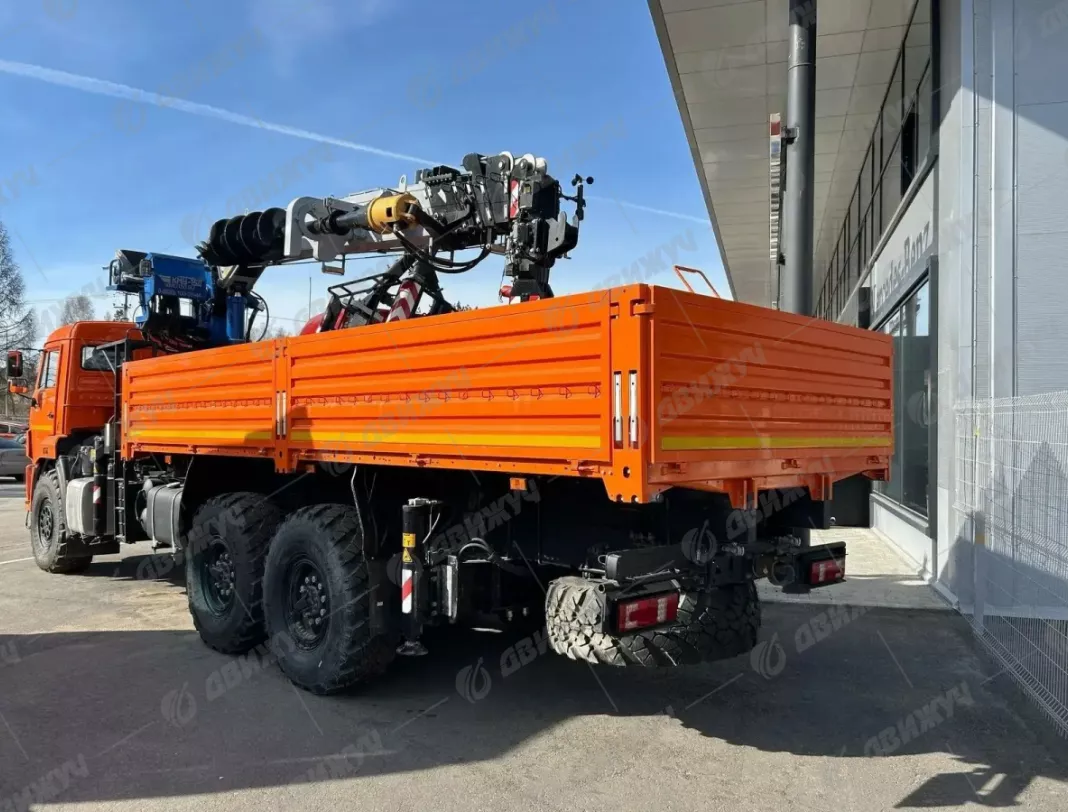 Бортовой КАМАЗ 43118-50 c КМУ Галичанин 150 и люлькой