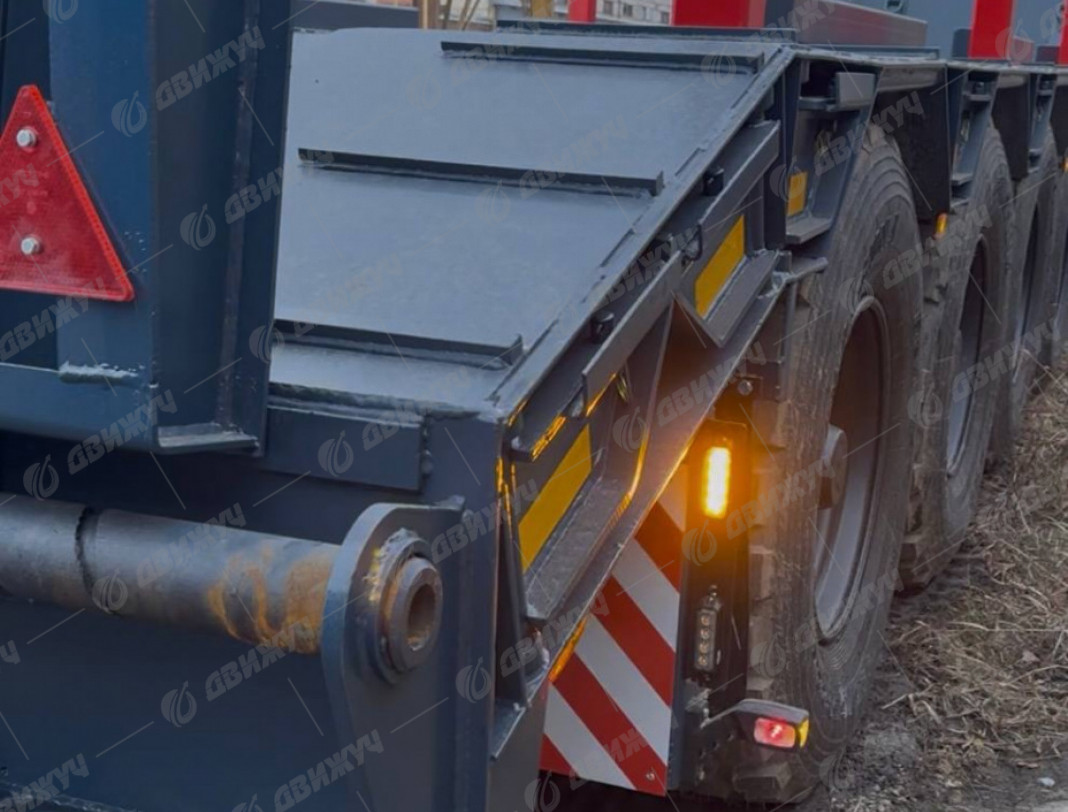 Полуприцеп-тяжеловоз ЧМЗАП 99903-0000041-КУ4 высокорамный