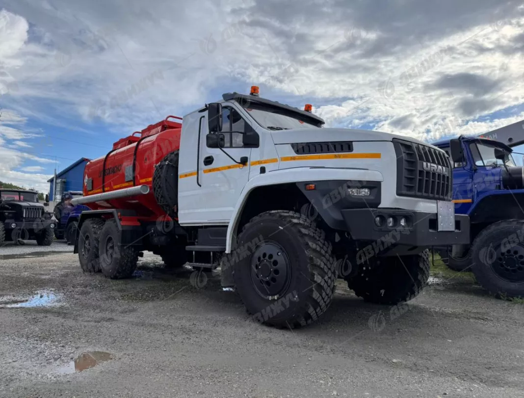 АТЗ-12/2 Урал NEXT 4320-72Е5 со спальником