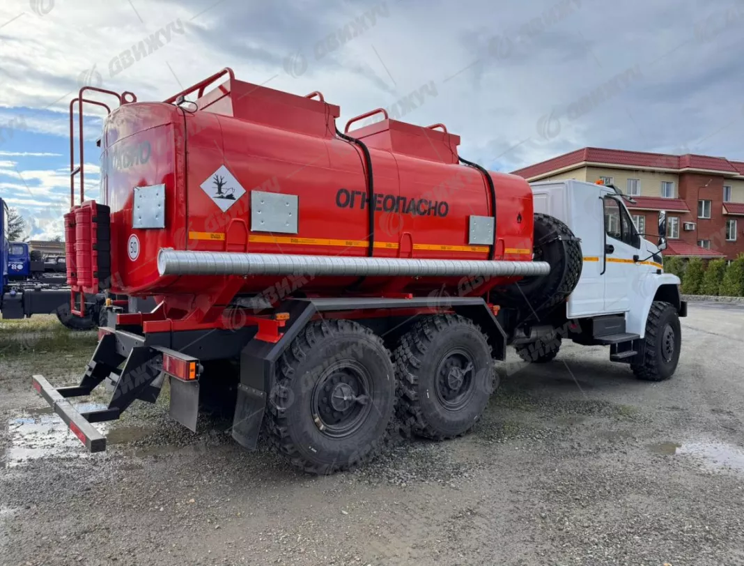 АТЗ-12/2 Урал NEXT 4320-72Е5 со спальником