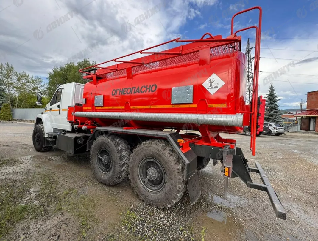 АТЗ-12/2 Урал NEXT 4320-72Е5 со спальником