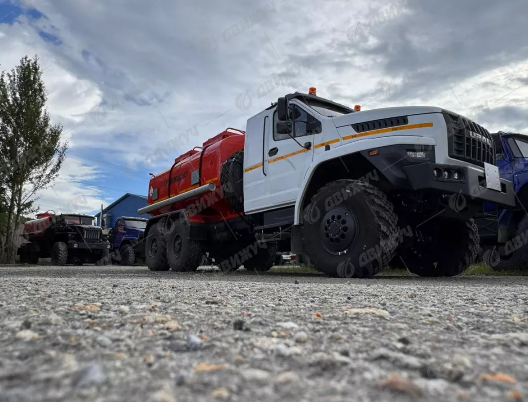 АТЗ-12/2 Урал NEXT 4320-72Е5 со спальником