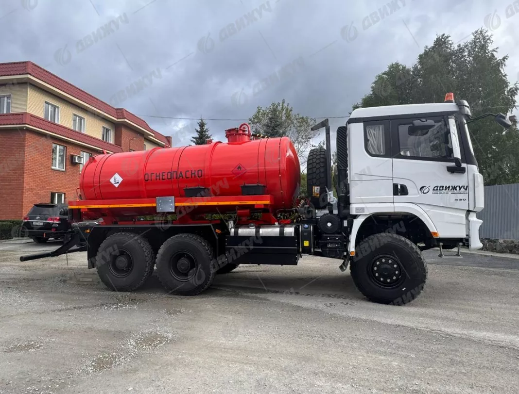 АКН-10 на шасси Shacman SX32586V385 