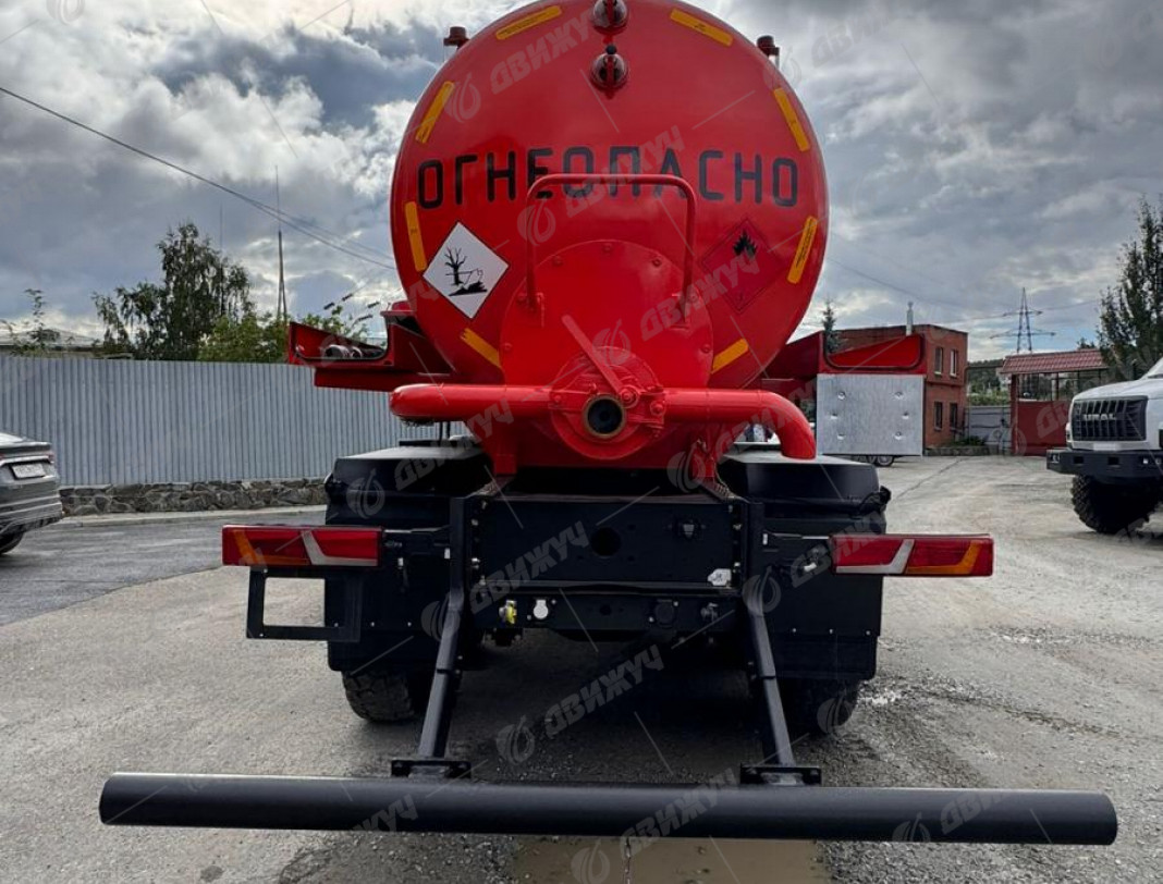 АКН-10 на шасси Shacman SX32586V385 