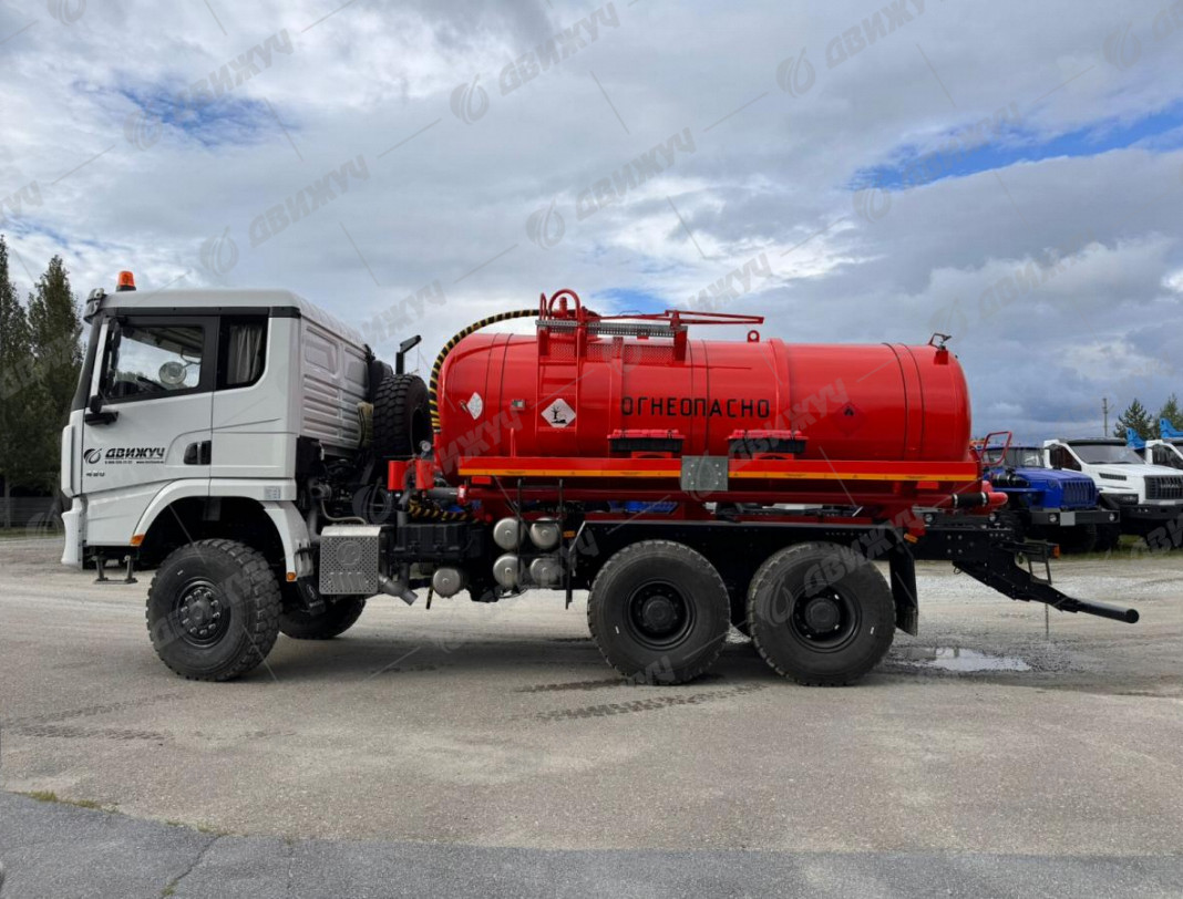 АКН-10 на шасси Shacman SX32586V385 