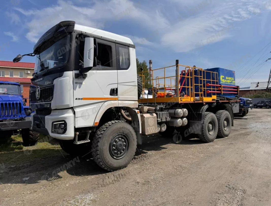 Цементировочный агрегат СИН-35 на шасси Shacman SX32586V385